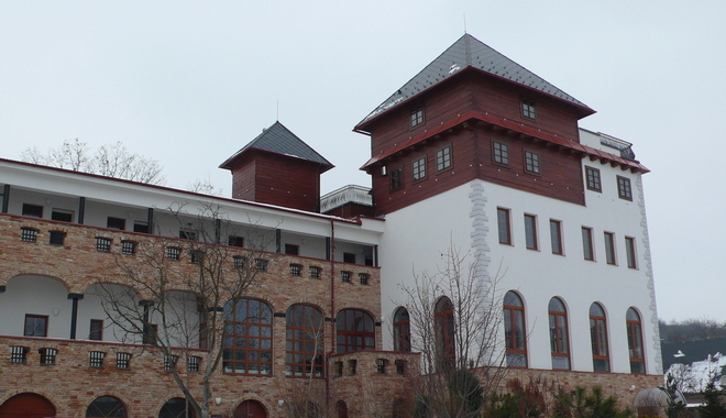 Extension of convention hall - Kurdějov Hotel; Investment: 1 876 866 EUR (Source: Office of the Regional Council South-East)